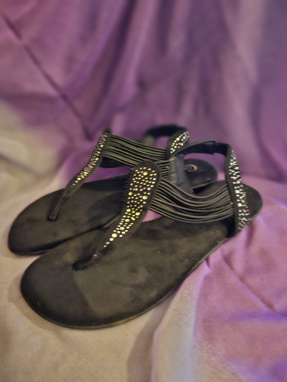 Cato Black Rhinestone T-strap Sandals - Picture 5 of 6